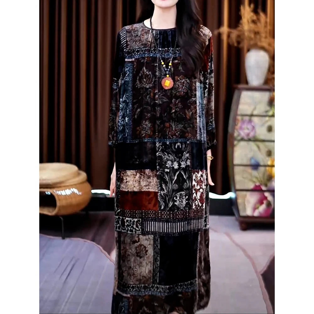 轻奢高档大气阔太太长袖丝绒连衣裙2025秋季新款圆领印花遮肚长裙