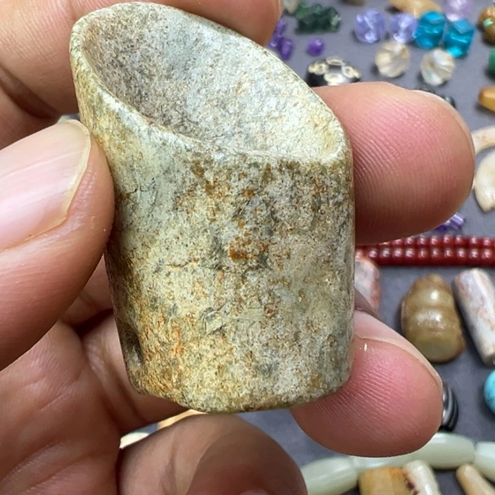 摆件摆件……………………