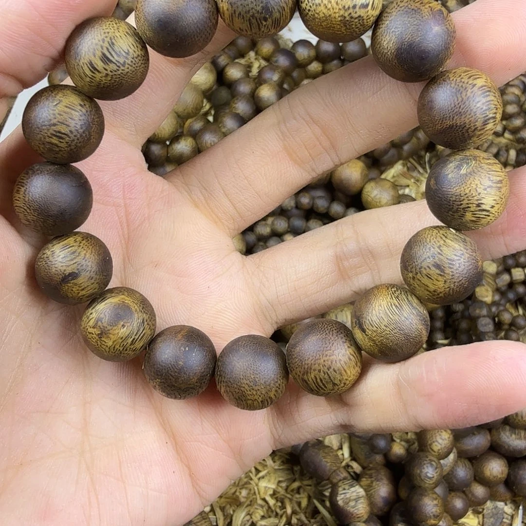 沉香手串波*奇楠沉香手串高油脂品质18克