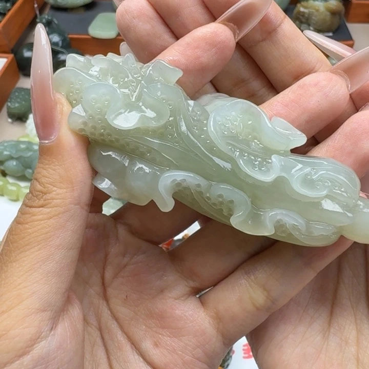 和田玉未镶嵌吊坠(不含链)天*秀