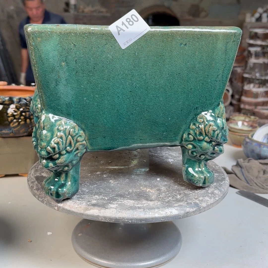 段泥花盆东****林180