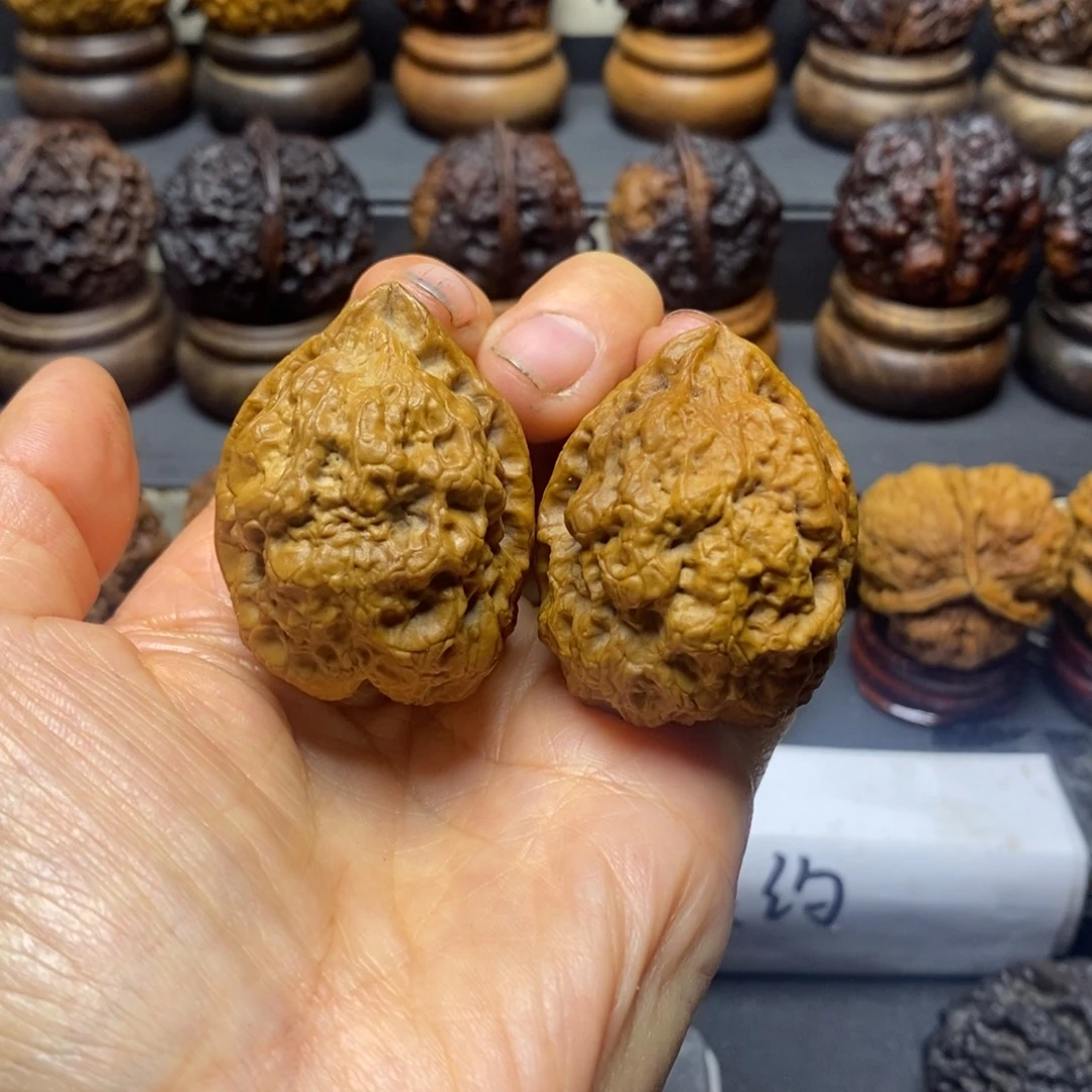 吊坠文玩核桃毒王42