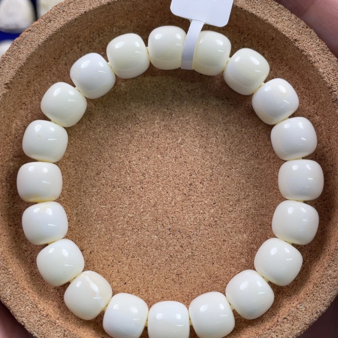 蜜蜡未镶嵌裸石琥珀蜜蜡