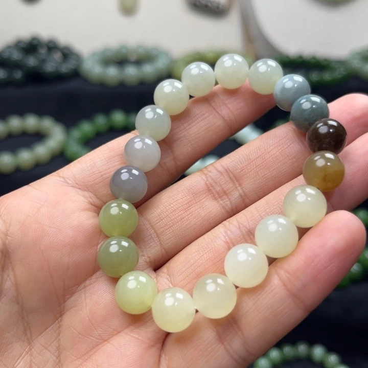 和田玉未镶嵌手链卡10