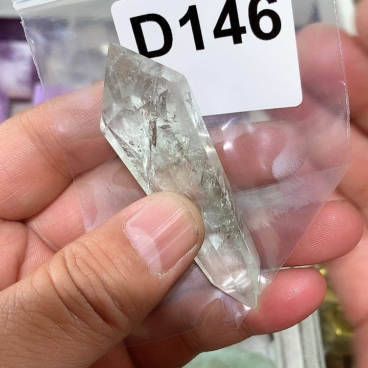 绿水晶天然水晶柱子D146未镶嵌静*