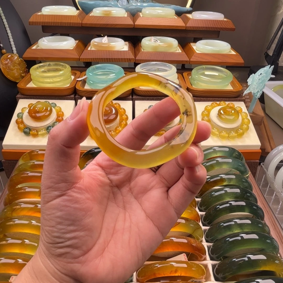未镶嵌蛇纹石玉50
