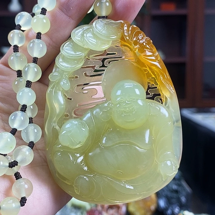 蛇纹石玉未镶嵌颈饰