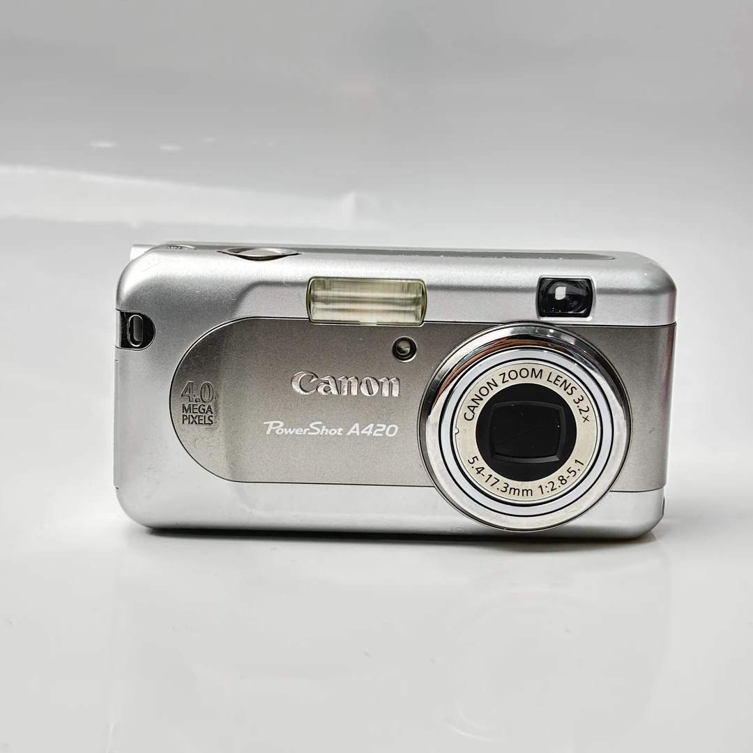 95新 Canon/佳能 a420银色400w像素3.2倍变焦