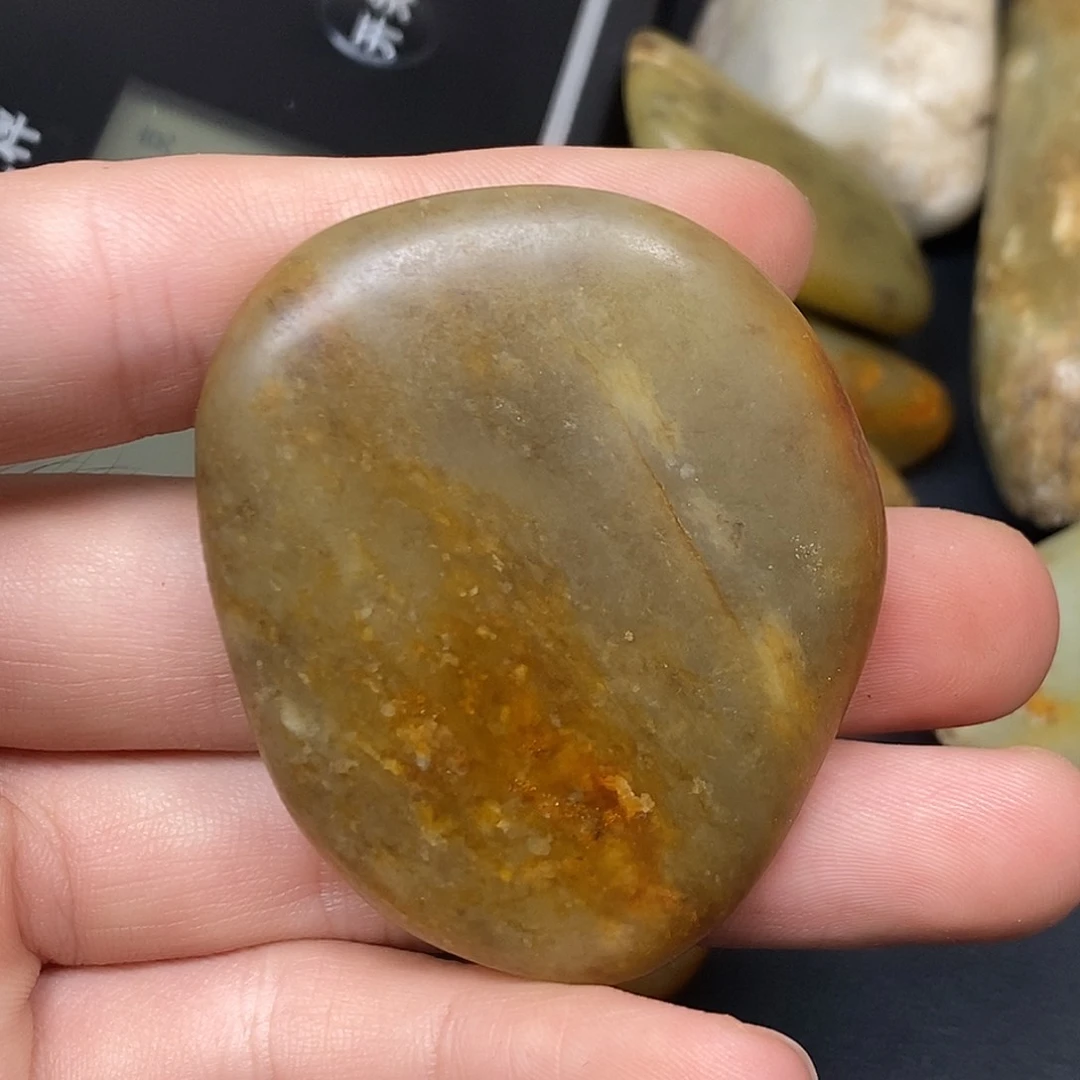 和田玉（糖玉）未镶嵌挂件