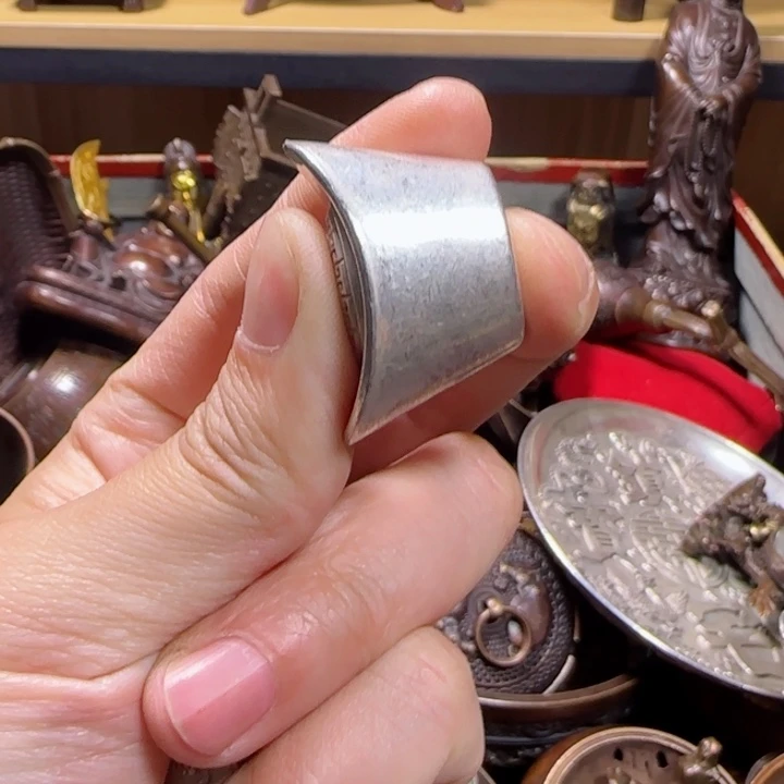 铜器把玩摆件链接