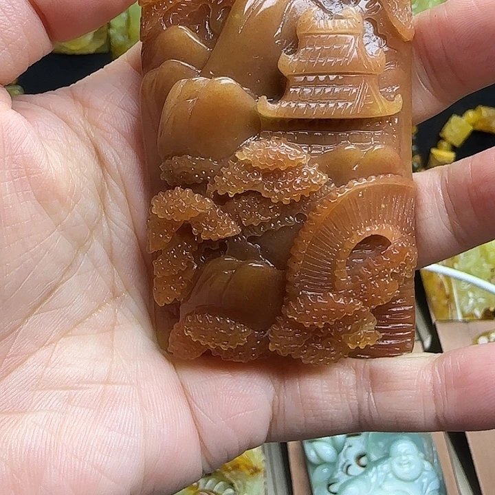 未镶嵌蛇纹石玉颈饰