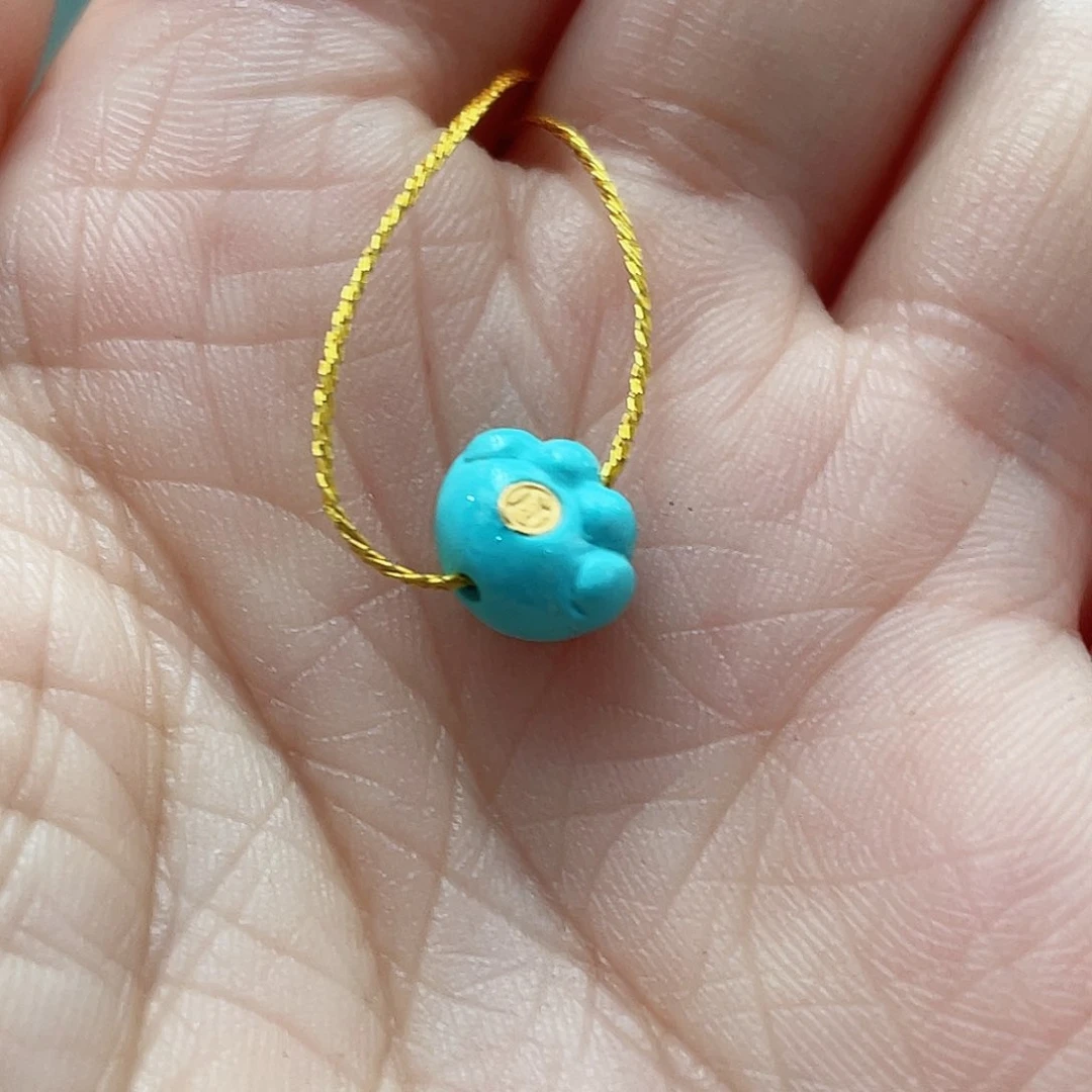 绿松石颈饰未镶嵌