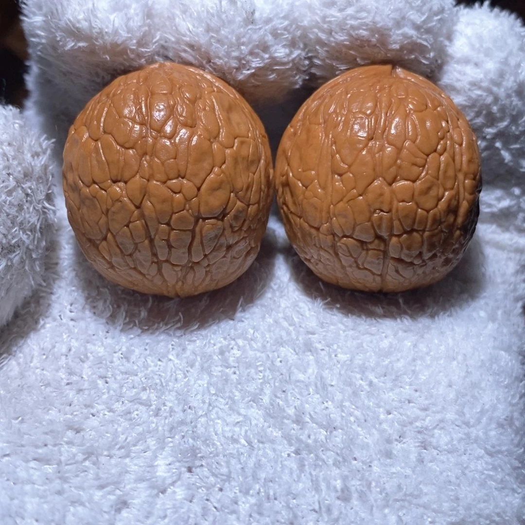 文玩核桃吊坠蛇皮纹