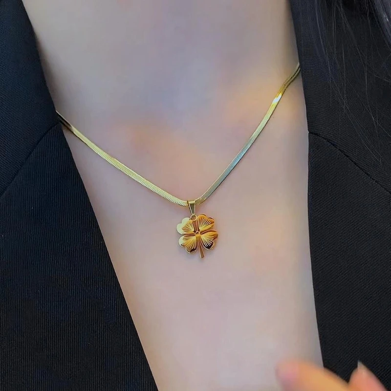 钛钢吊坠 不掉色轻奢幸运四叶草吊坠蛇骨链高级设计感锁骨链