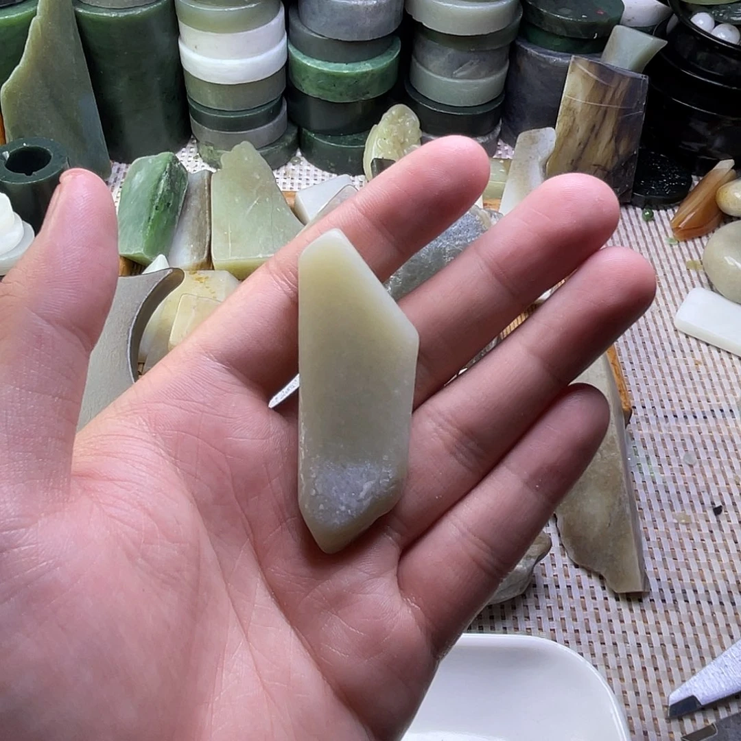 未镶嵌和田玉珠宝半成品