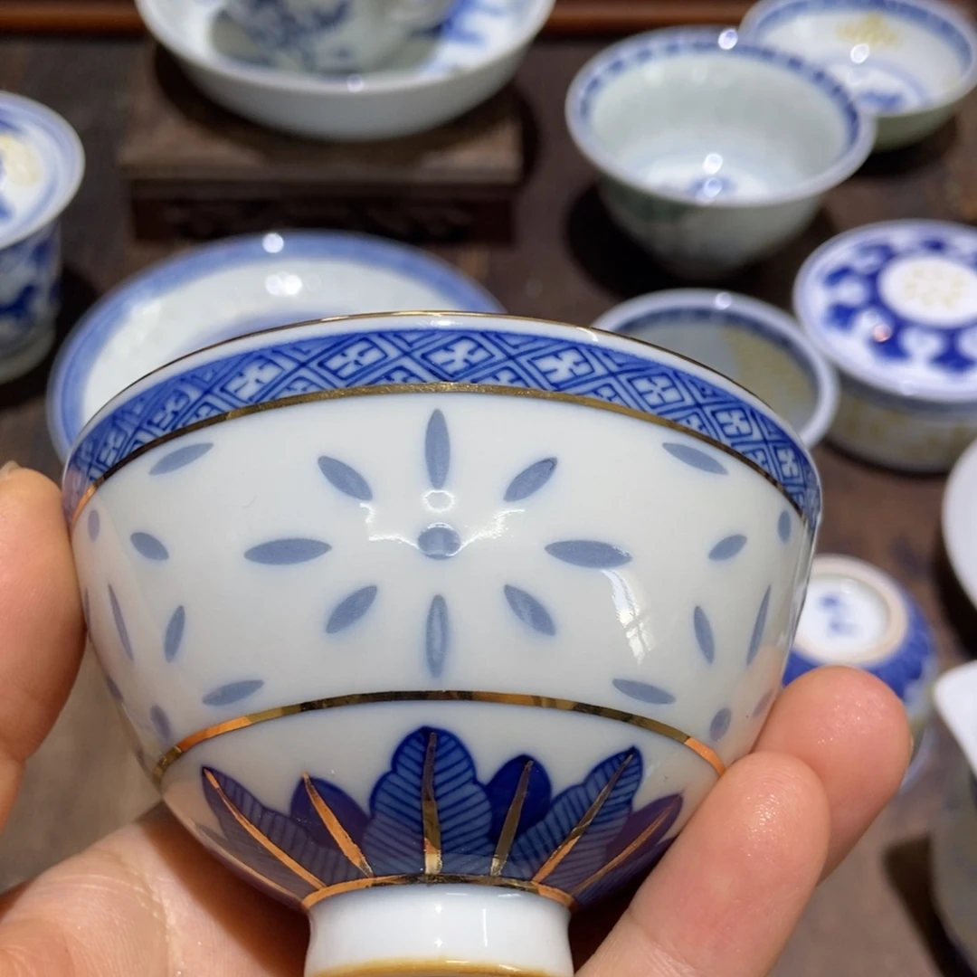 徐***闹陶瓷艺术品等行业的