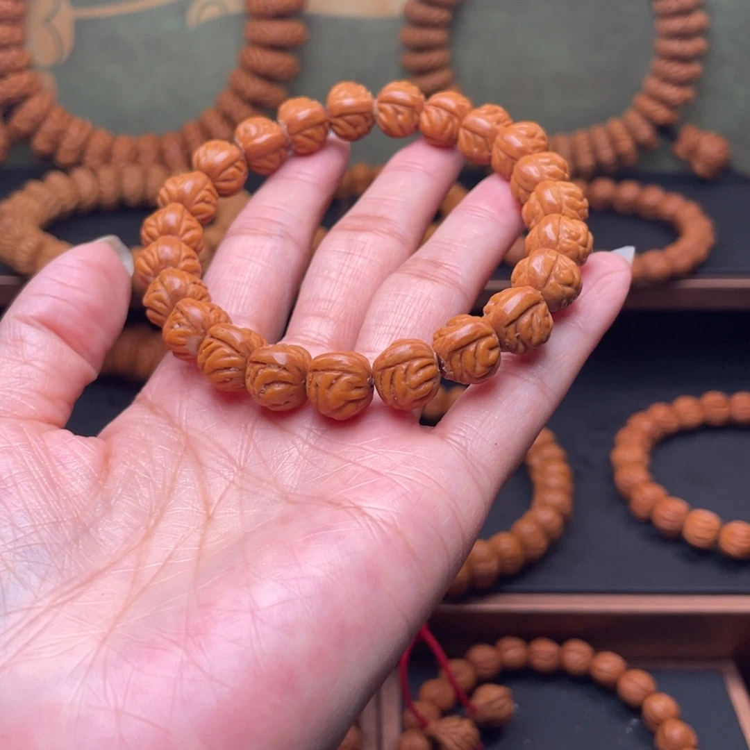 吊坠桃核11小金豆