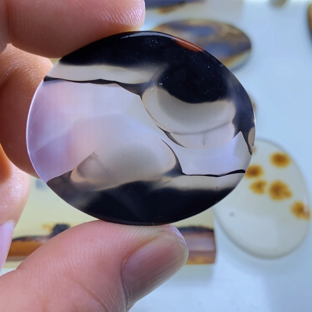 【闪购商品】合金颈饰玛瑙/玉髓