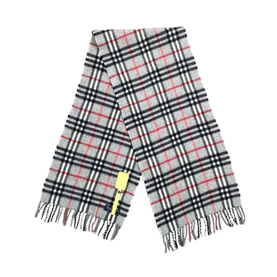 99新 BURBERRY/博柏利 aa1097 经典格纹围巾 均码