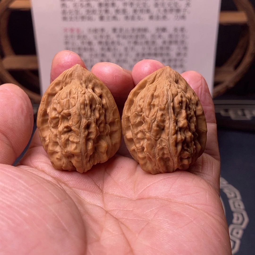 文玩核桃把件33全品赤龙鸡心