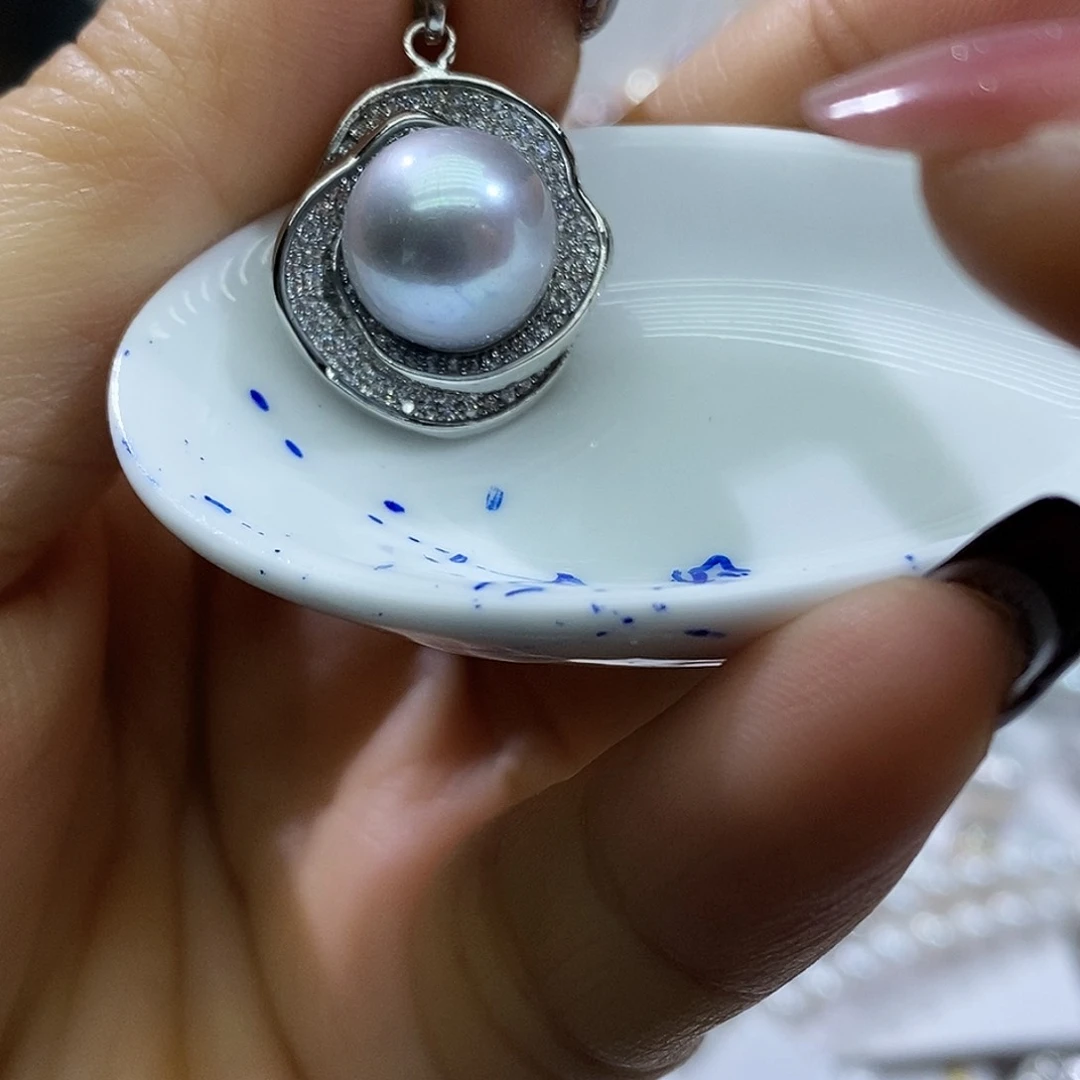 淡水珍珠吊坠未镶嵌
