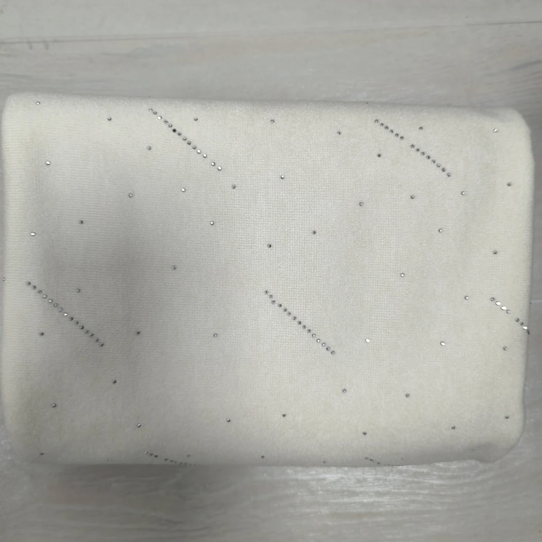 布优布艺面料-烫钻小羊绒白