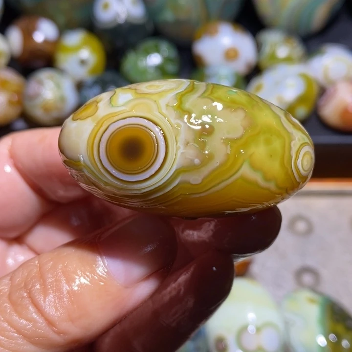 未镶嵌玛瑙/玉髓珠宝半成品177