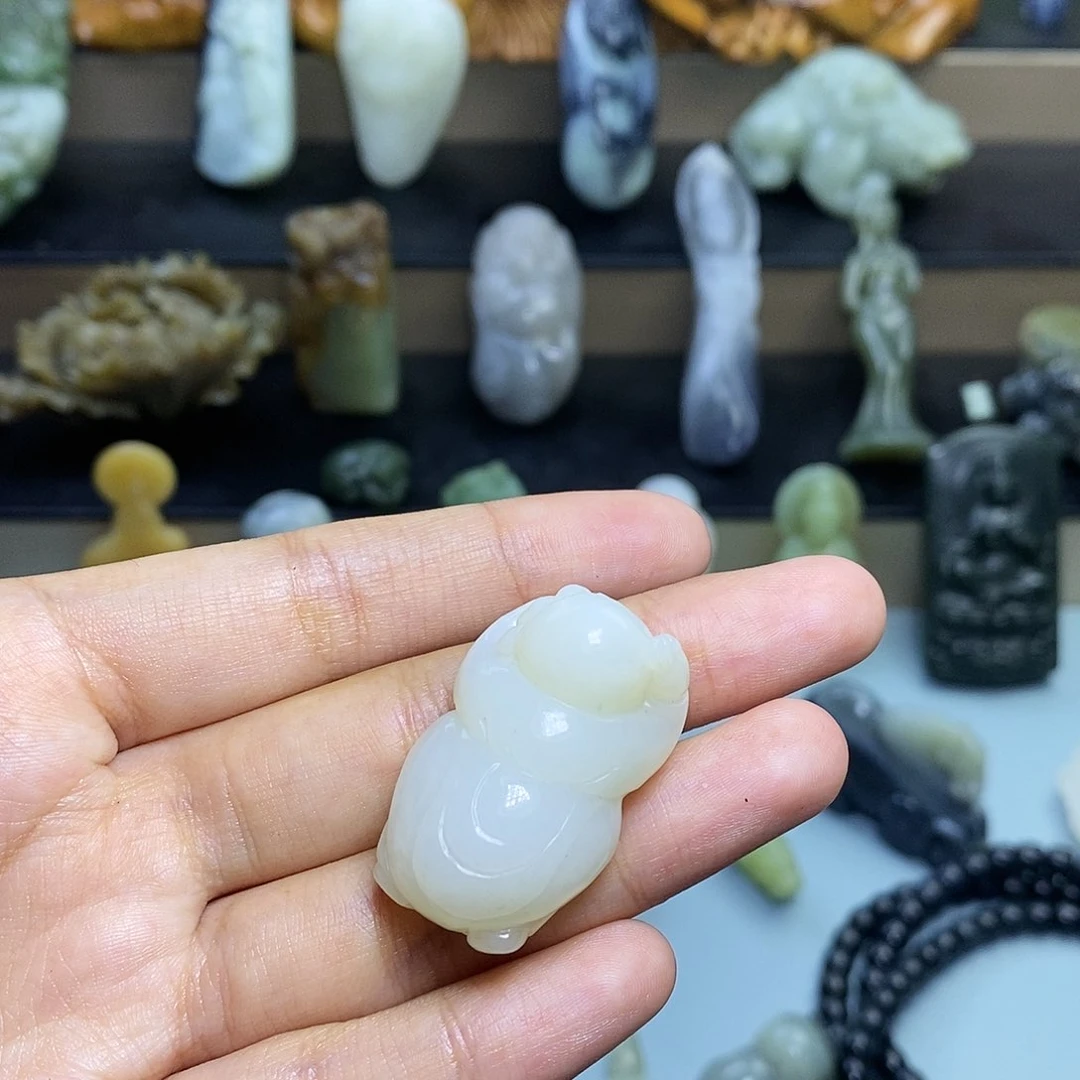 颈饰未镶嵌和田玉别****l