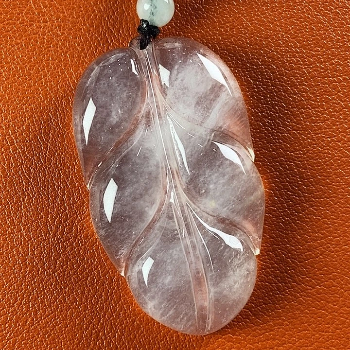 石英质玉未镶嵌颈饰