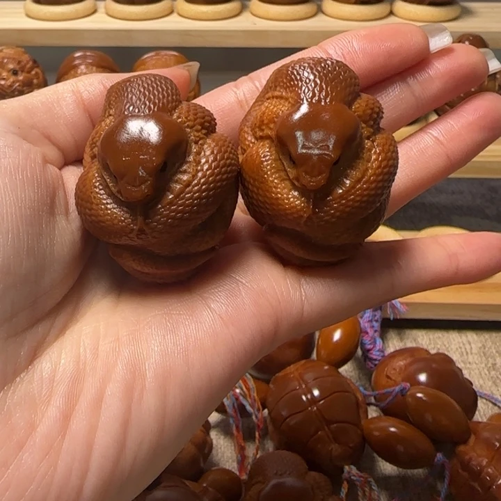 熊***熊橄榄核手串/手链橄榄核核雕