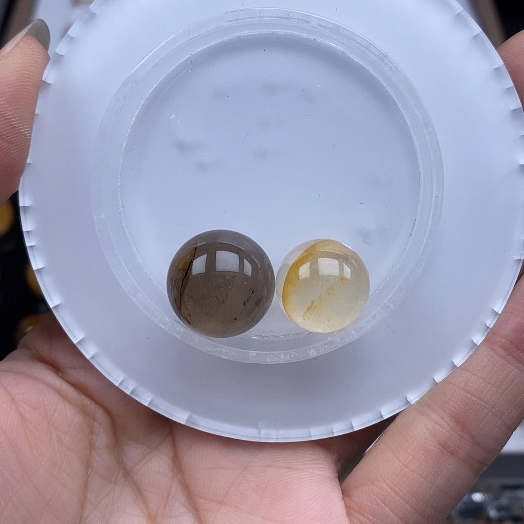 未镶嵌手链水晶瓶子