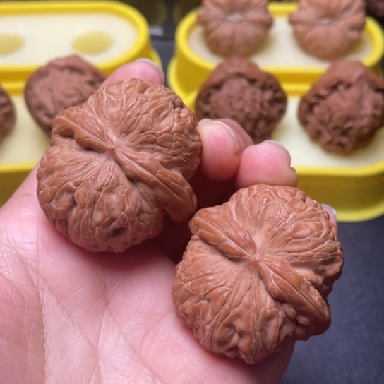 【闪购商品】把件文玩核桃元宝………