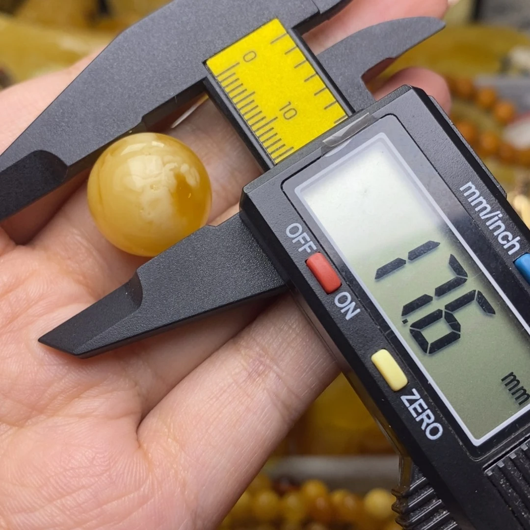 未镶嵌琥珀珠宝奇石