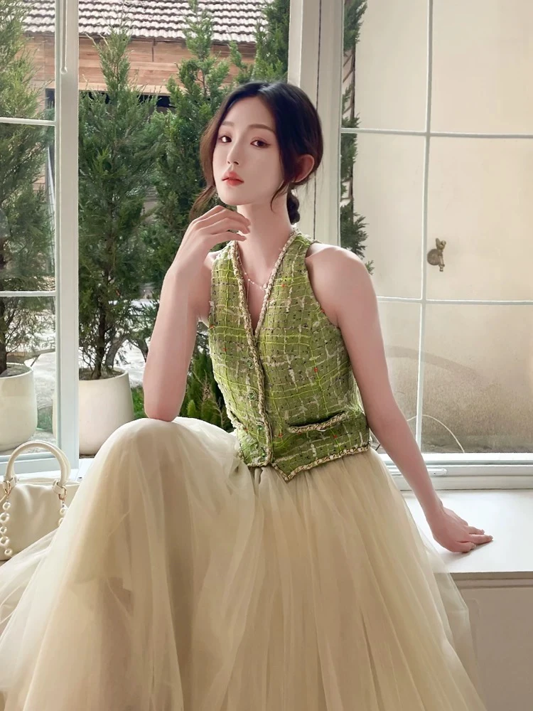 青色粗花呢马甲背心女 春夏新款小香风链条边镶钻单排扣无袖上衣