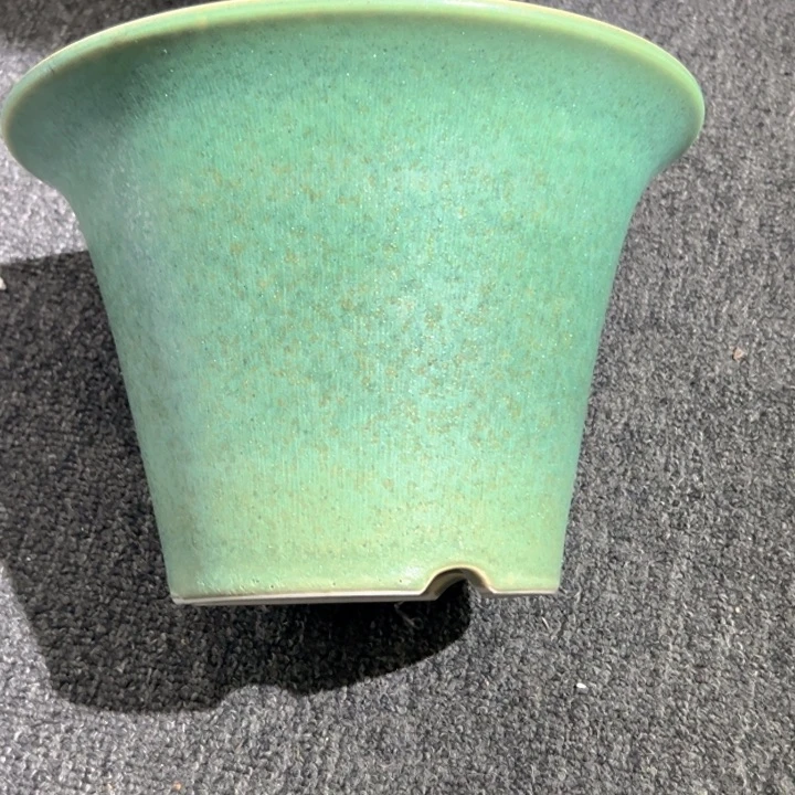 曾***强色诱陶瓷花盆微瑕