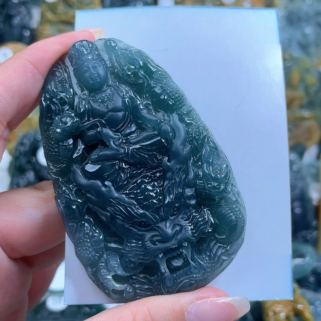 大***9翡翠未镶嵌颈饰翡翠