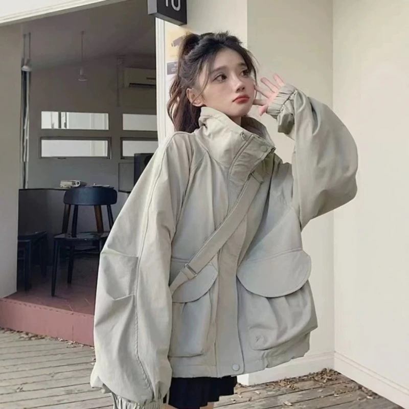 美式短款冲锋衣外套女春秋款新款宽松休闲薄款小众夹克上衣潮