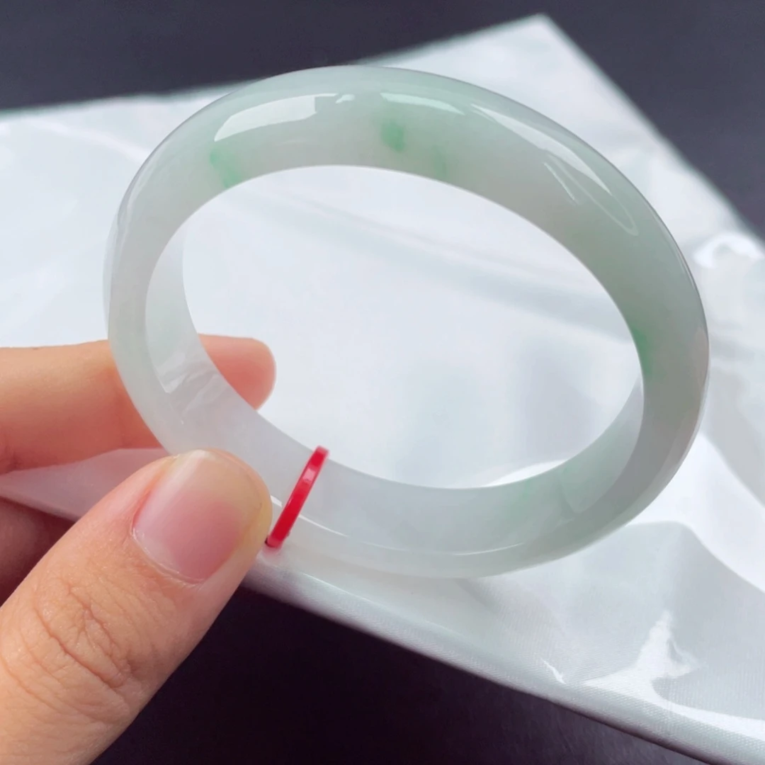 翡翠未镶嵌手镯（贵妃镯）5253贵妃