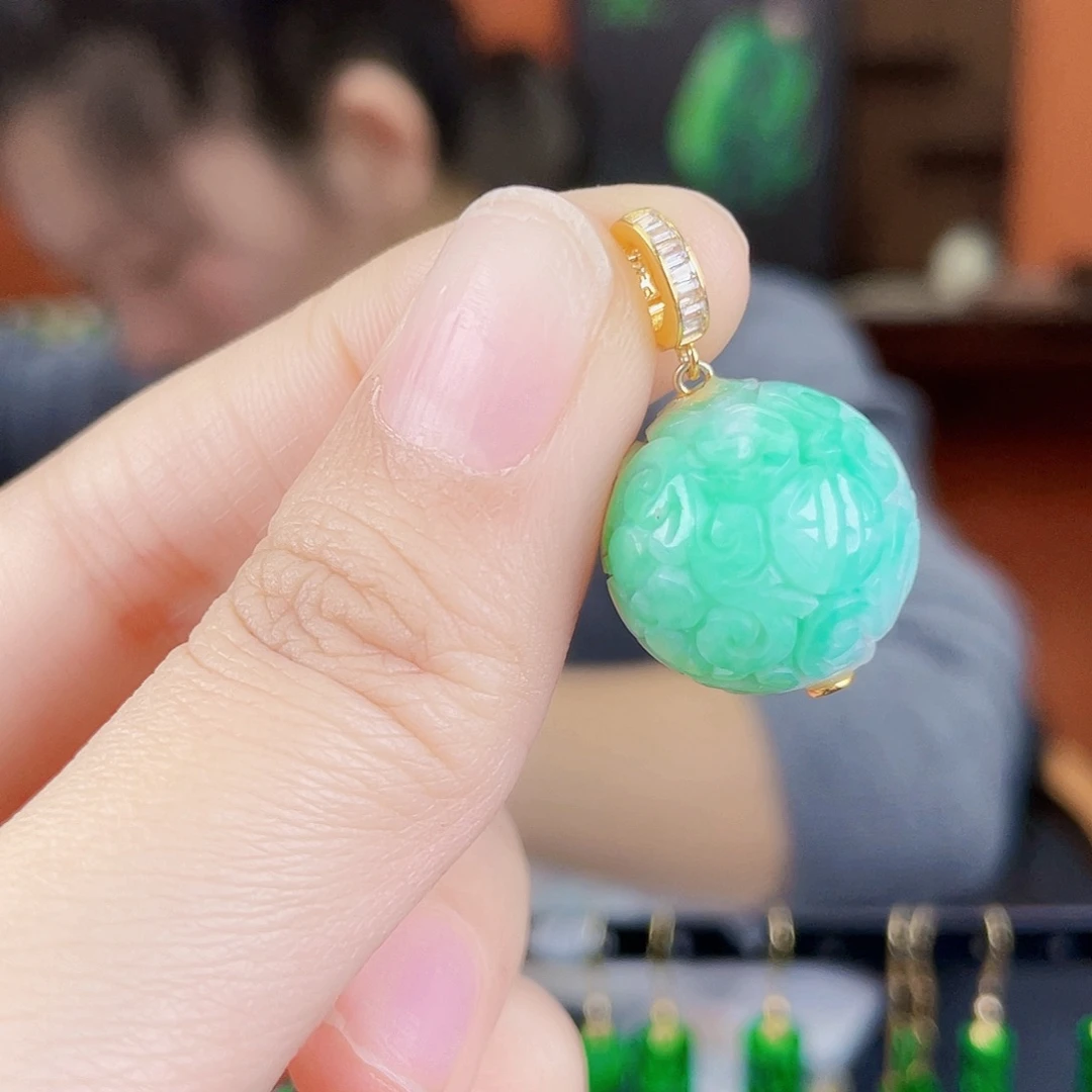 翡翠未镶嵌耳饰饰品