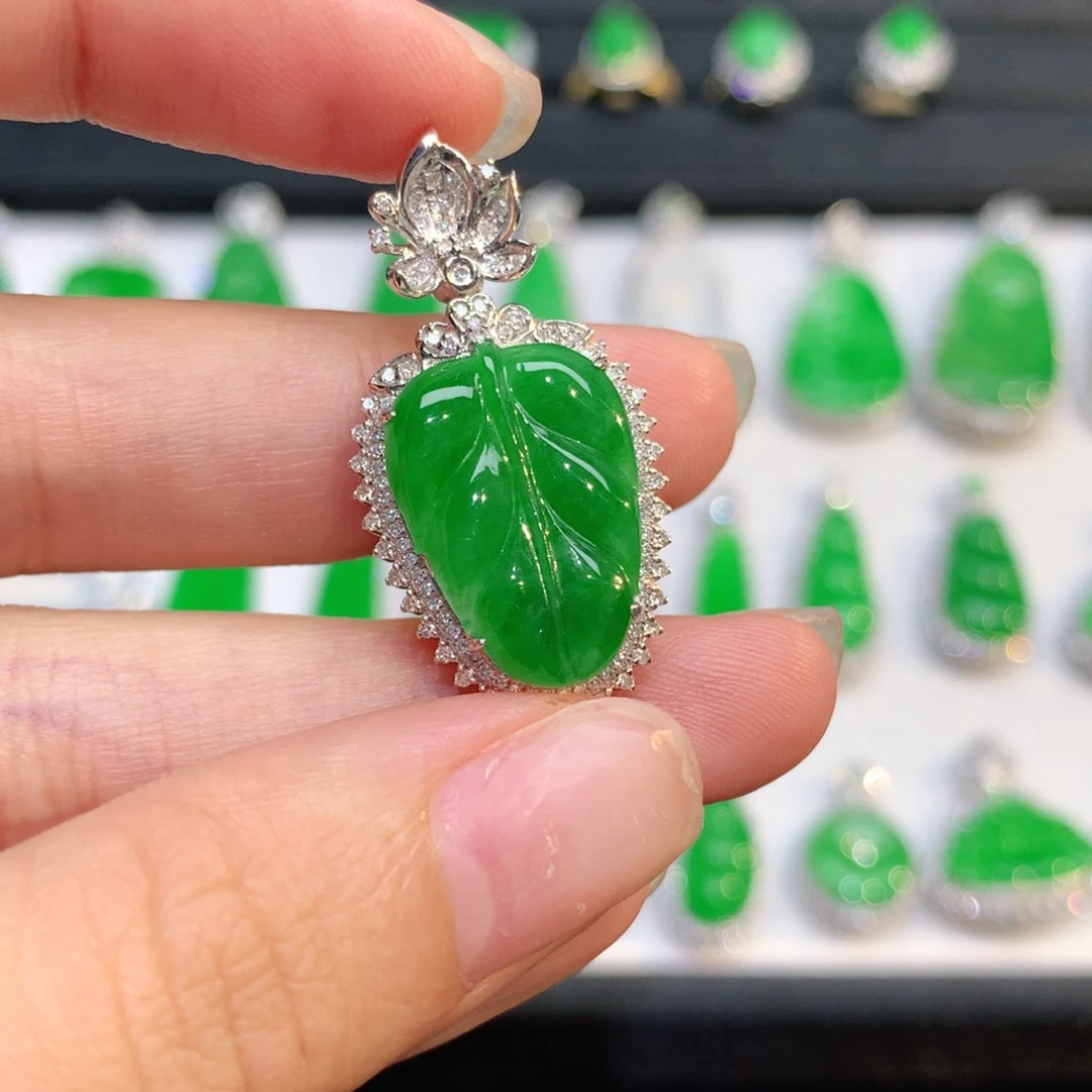 翡翠18K金镶嵌吊坠(不含链)