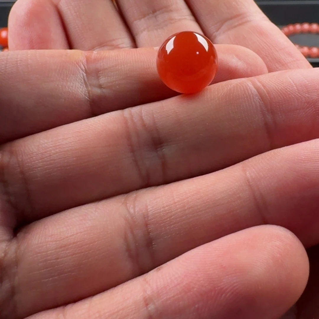 南红玛瑙未镶嵌圆珠12.4