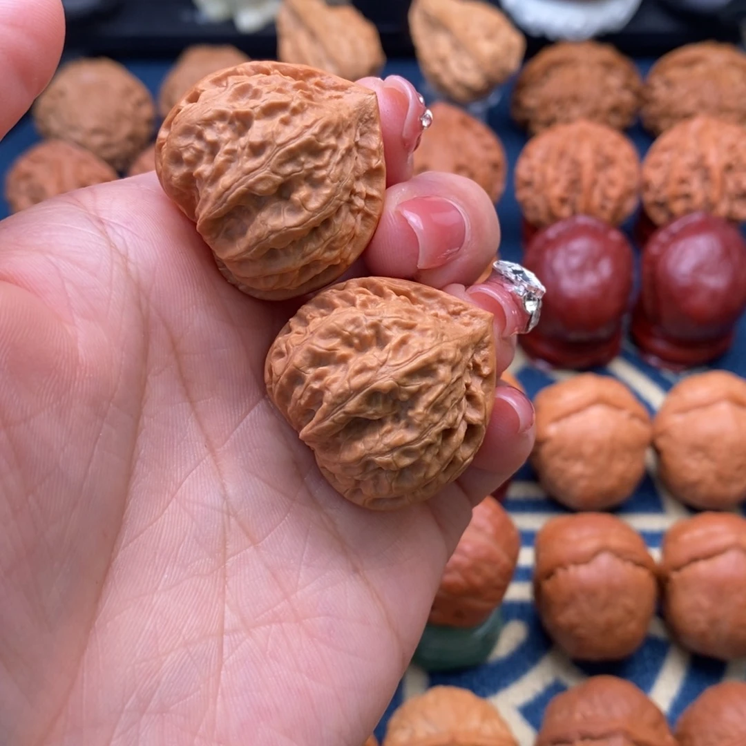 文玩核桃把件精品小手捻