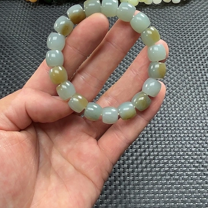 和田玉未镶嵌手链