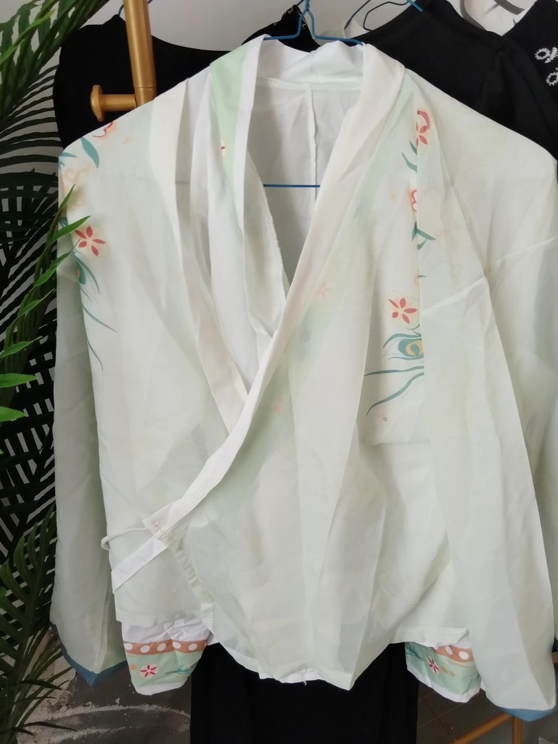 女士汉服裙两件套浅绿色只限直播间购买