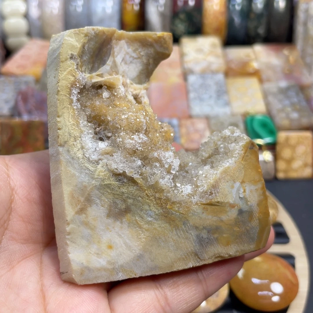 硅化玉未镶嵌颈饰k73