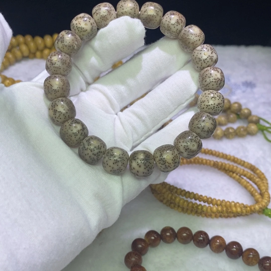 吊坠星月菩提海南