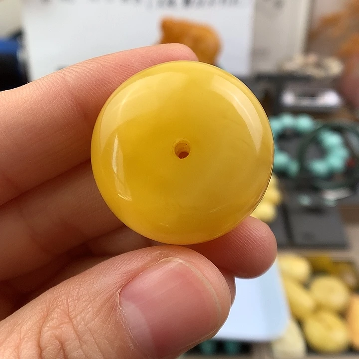 琥珀未镶嵌颈饰55