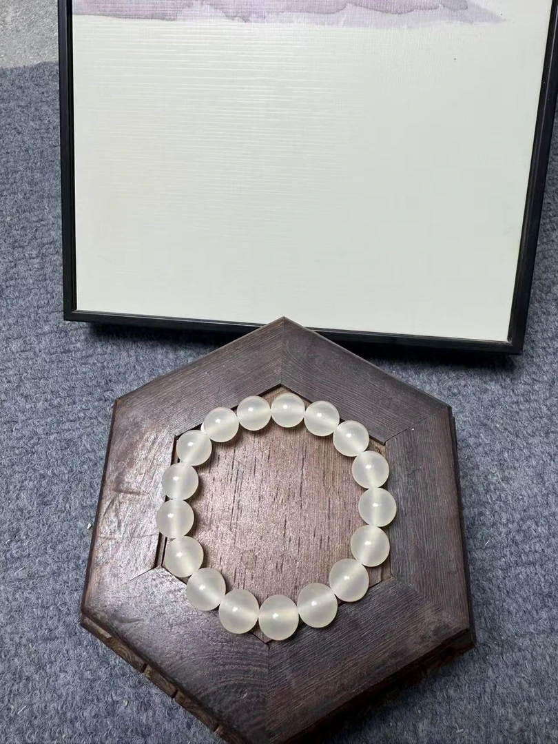 Z238精品手串（紫）无礼盒