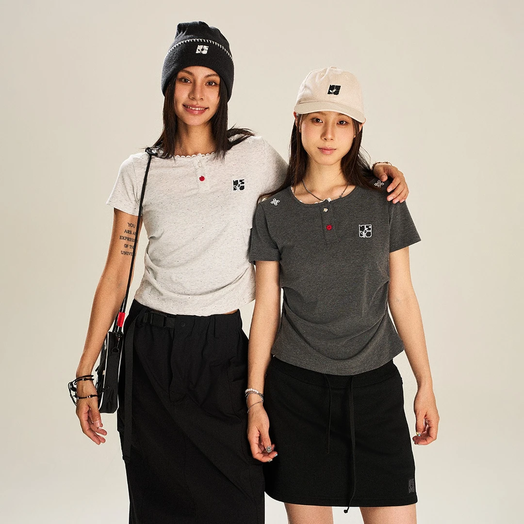 NSTNEW START发芽计划超柔亲肤彩点面料正肩褶皱收腰短袖T恤上衣