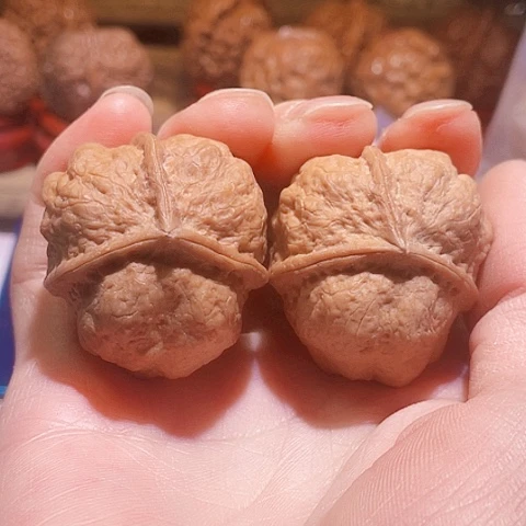 把件文玩核桃蝴蝶蟾带彩38